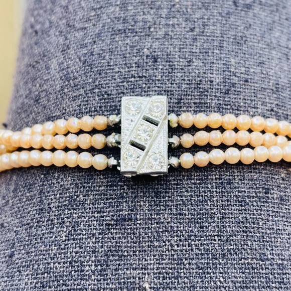 Vintage Multi Strand Pearl Necklace Rhinestone Clasp - Picture 2 of 4